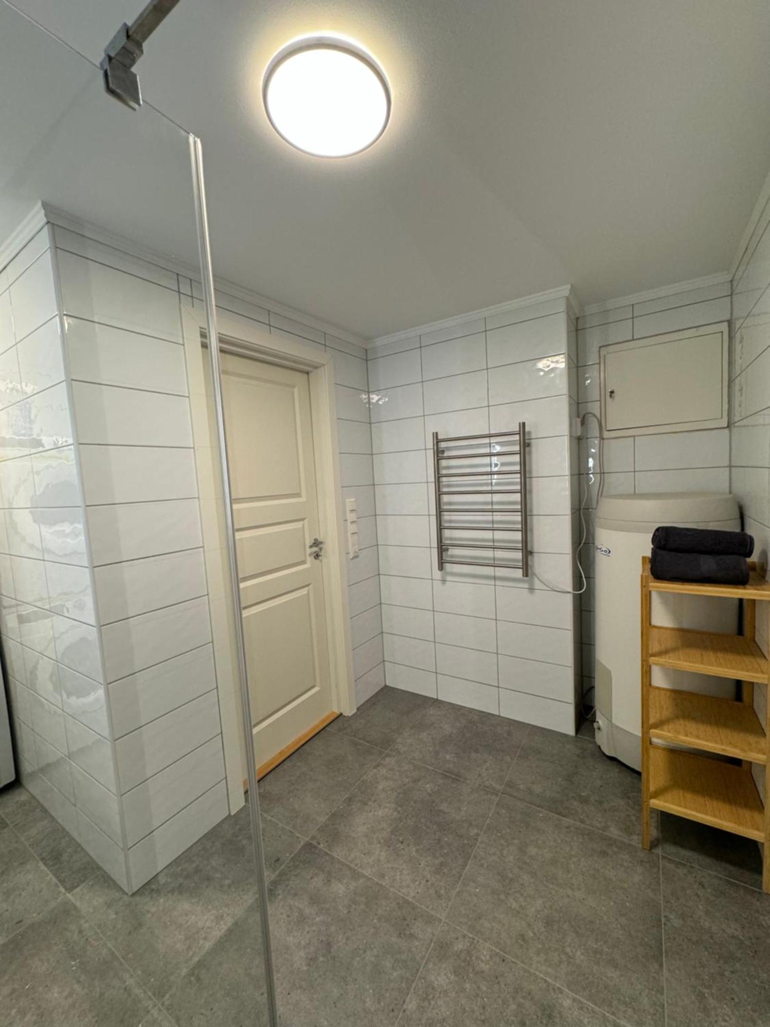 Charming 3-Bedroom Apartment In The Heart Of Kristiansund Exterior foto